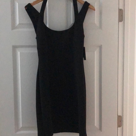 Pretty New with tags black dress size 6 - Picture 1 of 6